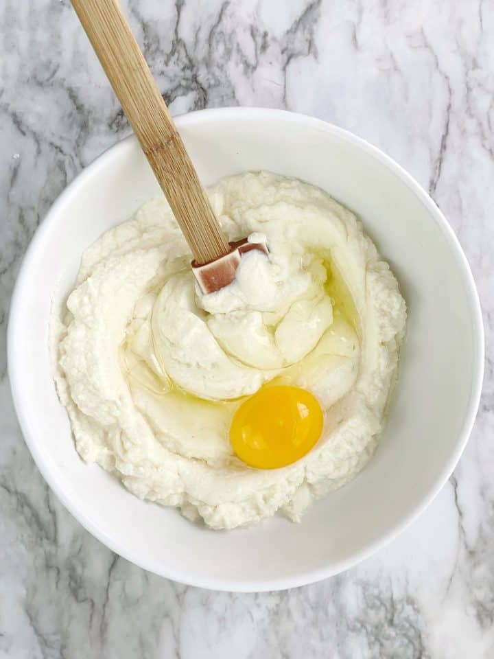 bowl of ricotta with egg 