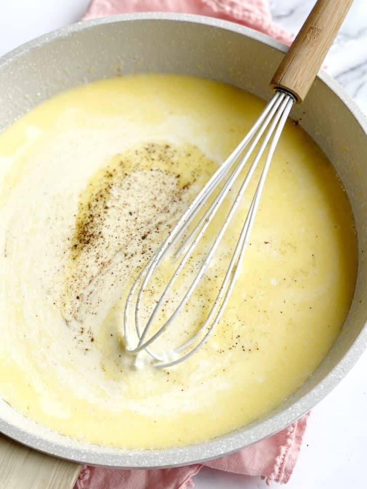 Butter sauce in a pan 