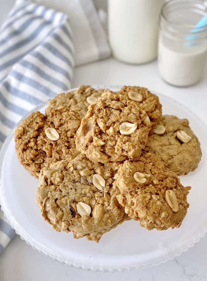 Peanut Butter Oatmeal Cookies - Charisse Yu