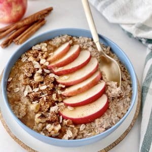 close up of overnight oats with apple and granola