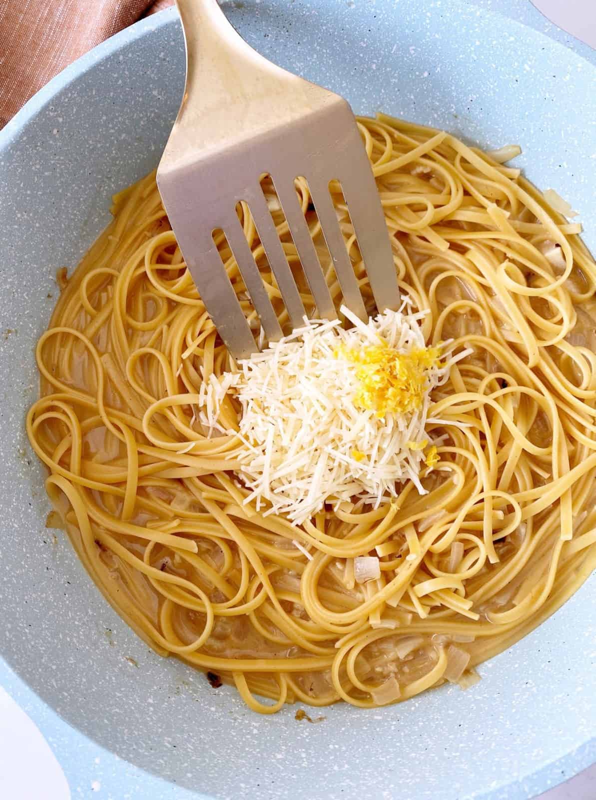 pasta with parmesan cheese