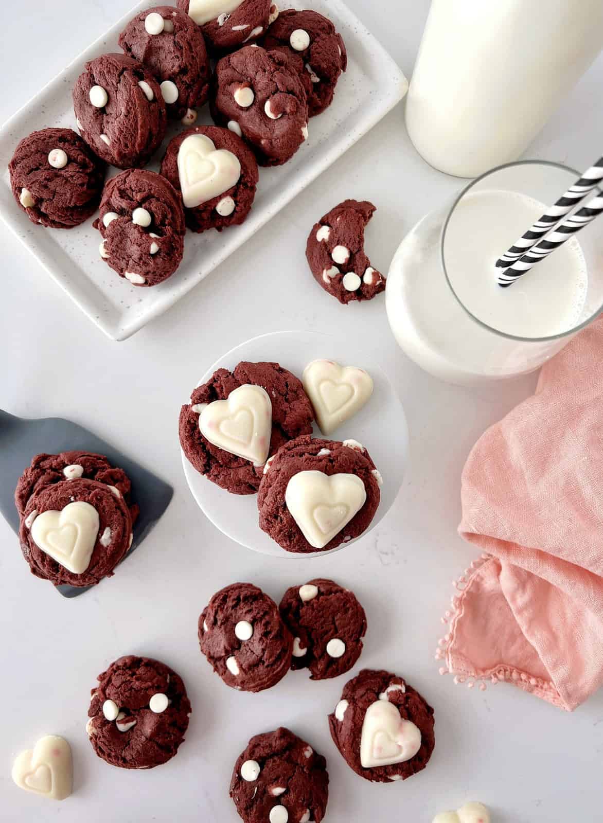 cookies with milk and pink napkin 