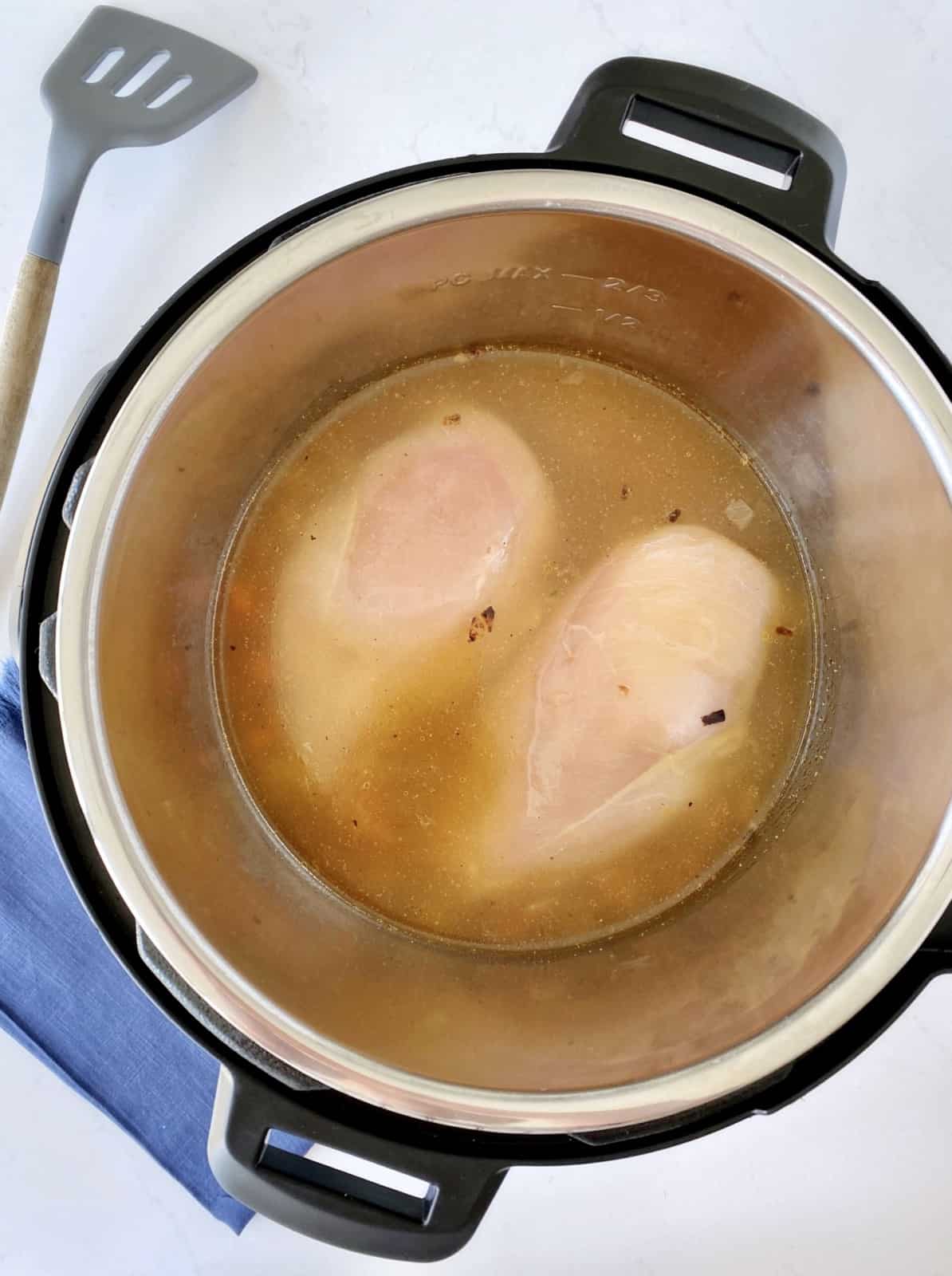 chicken breast in pot 