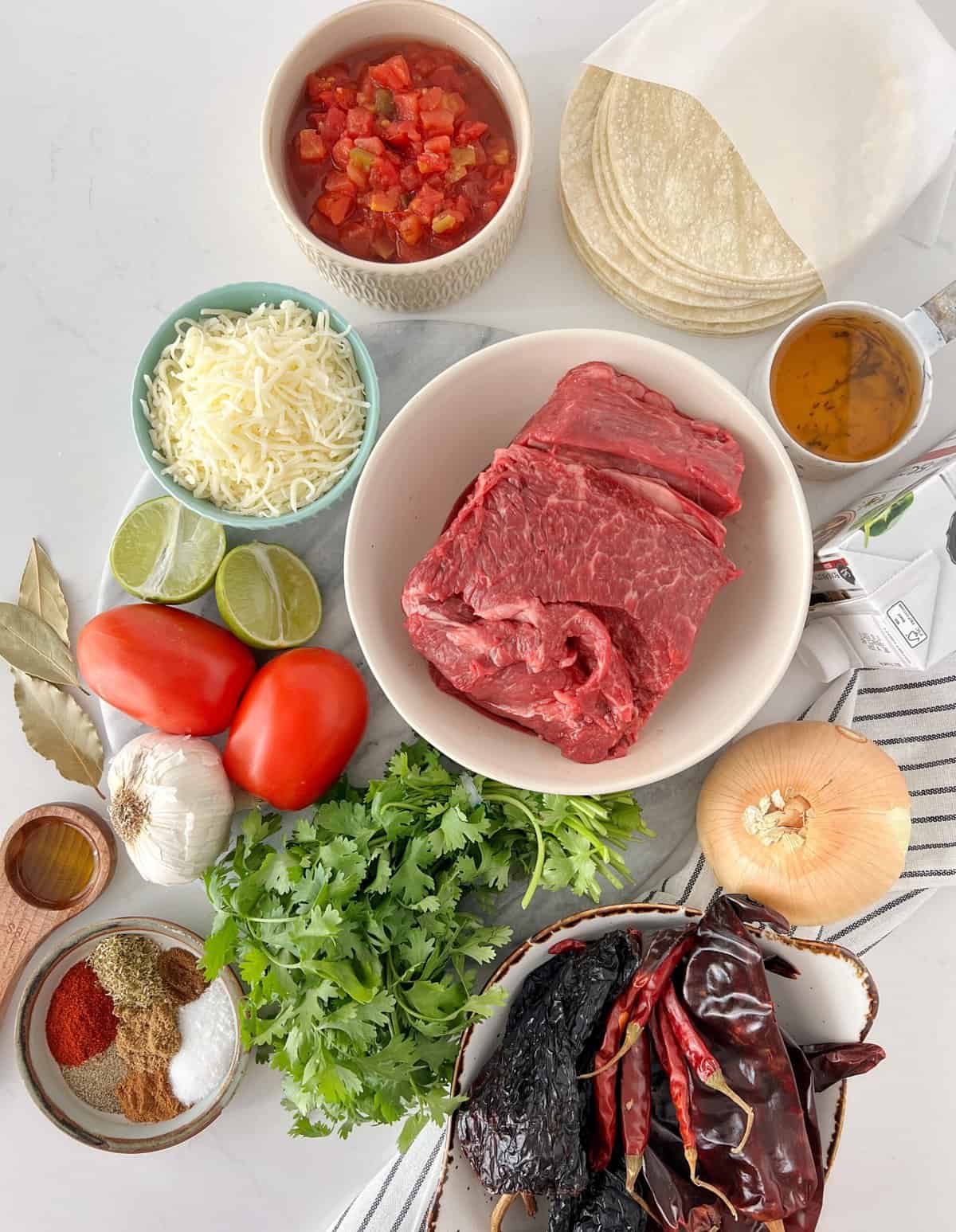 ingredients to make beef birria 